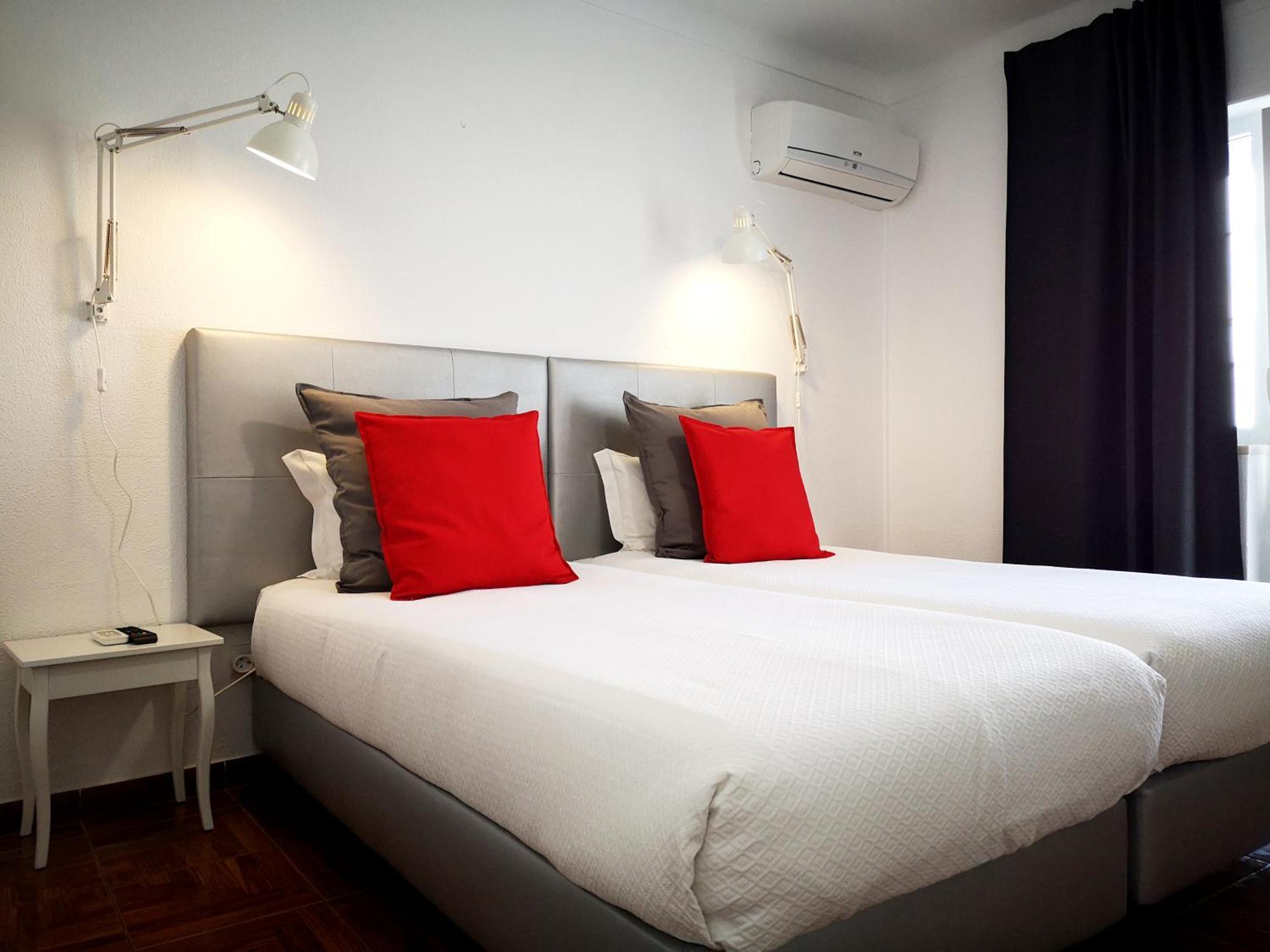 The Bulldog Inn - Duna Parque Resorts & Hotels Vila Nova de Milfontes Room photo